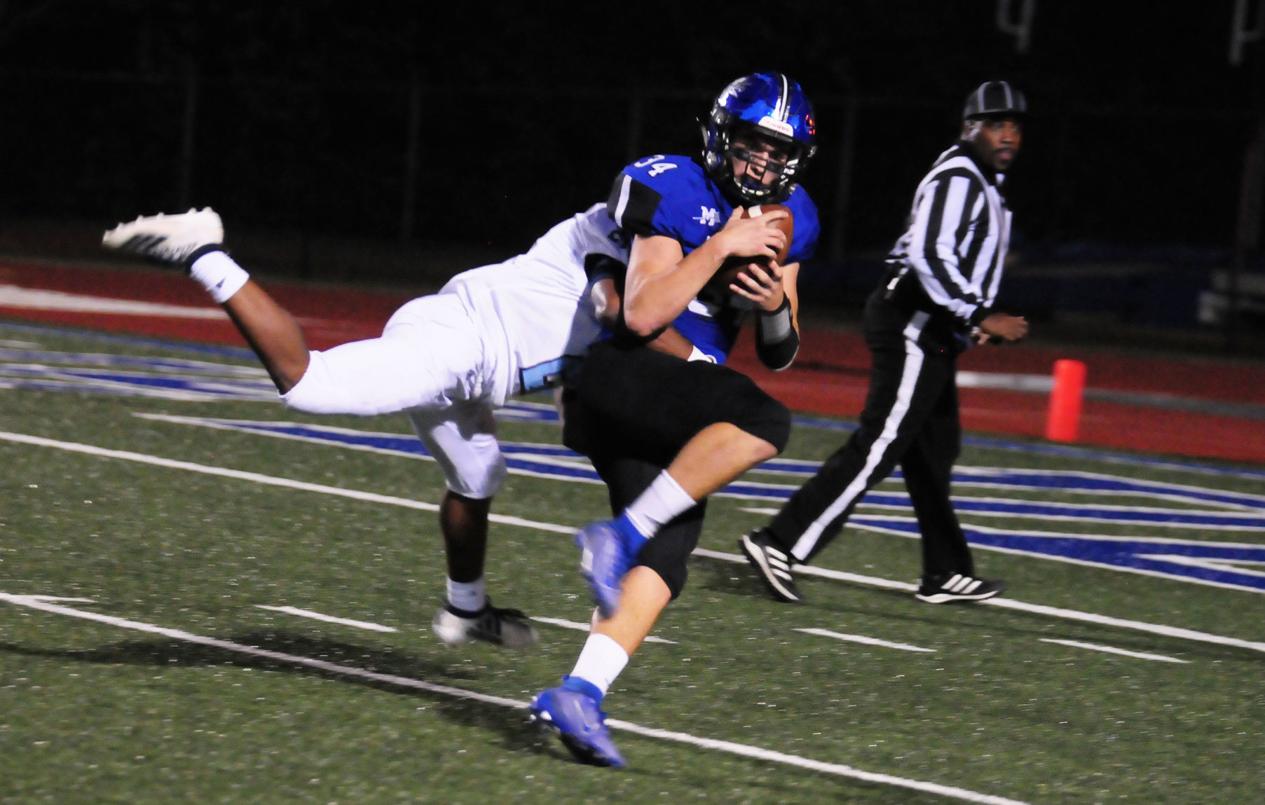 Mooresville-Hopewell football